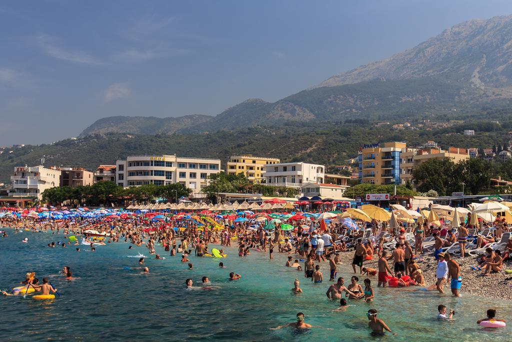 Atlantic Hotel Dobra Voda Buitenkant foto